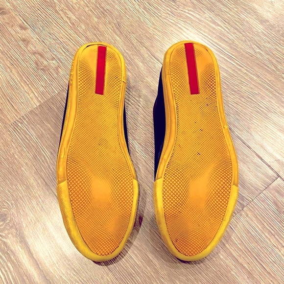 Prada low top sneaker - Picture 3 of 3